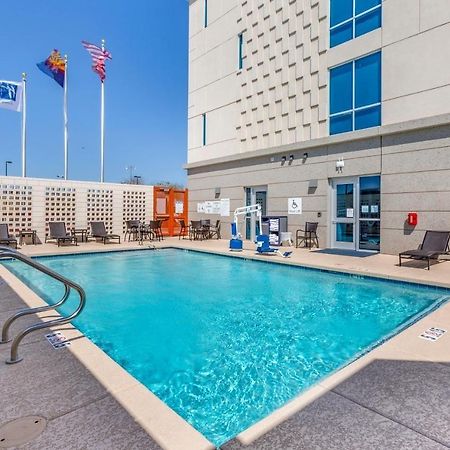 Holiday Inn Express & Suites - Phoenix Dwtn - State Capitol By Ihg Dış mekan fotoğraf