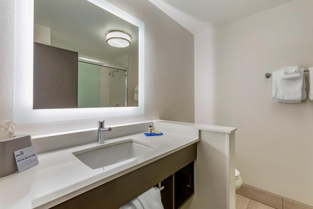 Holiday Inn Express & Suites - Phoenix Dwtn - State Capitol By Ihg Dış mekan fotoğraf
