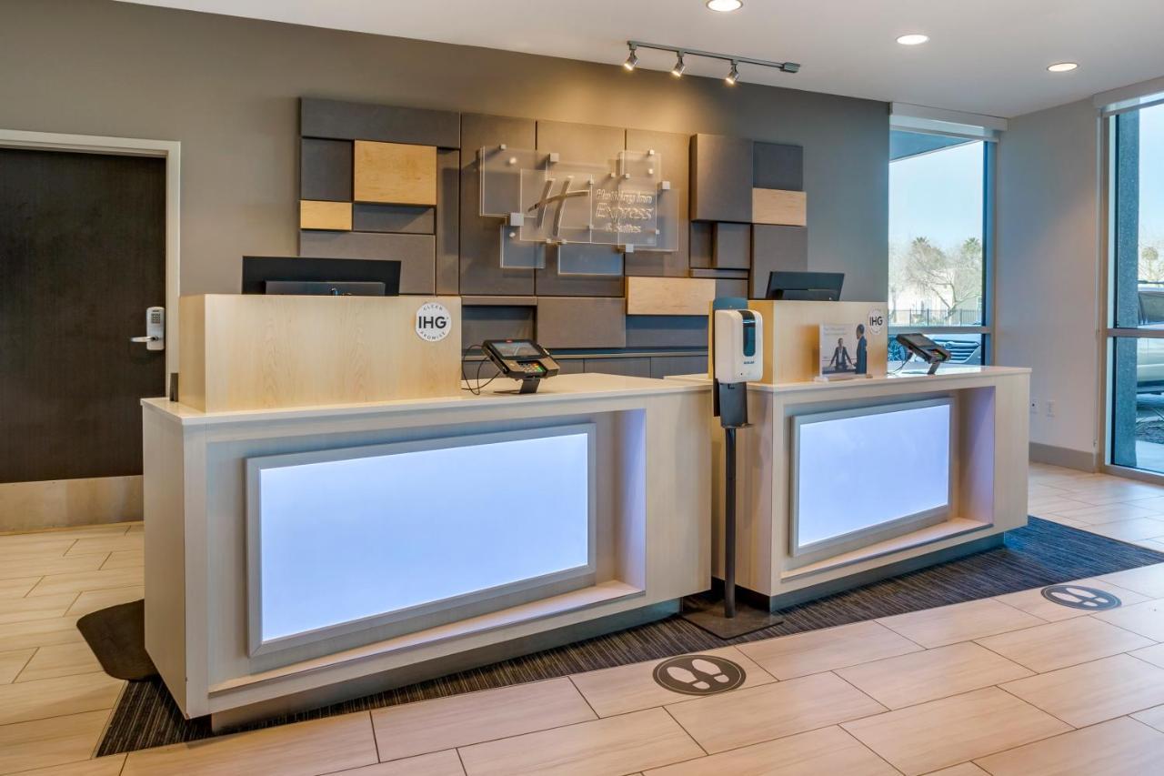 Holiday Inn Express & Suites - Phoenix Dwtn - State Capitol By Ihg Dış mekan fotoğraf