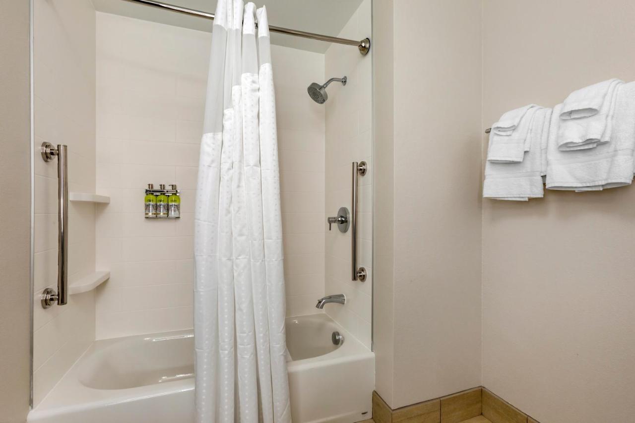 Holiday Inn Express & Suites - Phoenix Dwtn - State Capitol By Ihg Dış mekan fotoğraf