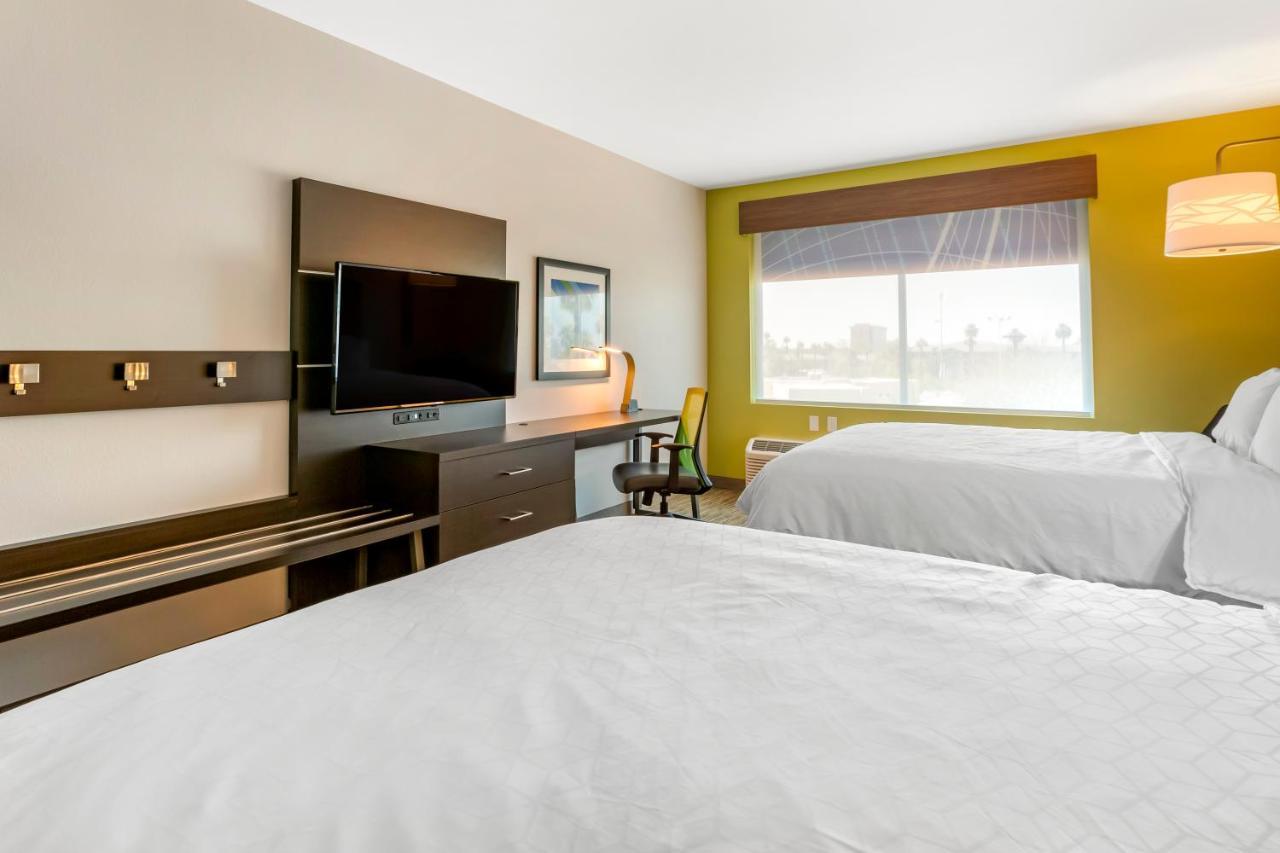 Holiday Inn Express & Suites - Phoenix Dwtn - State Capitol By Ihg Dış mekan fotoğraf