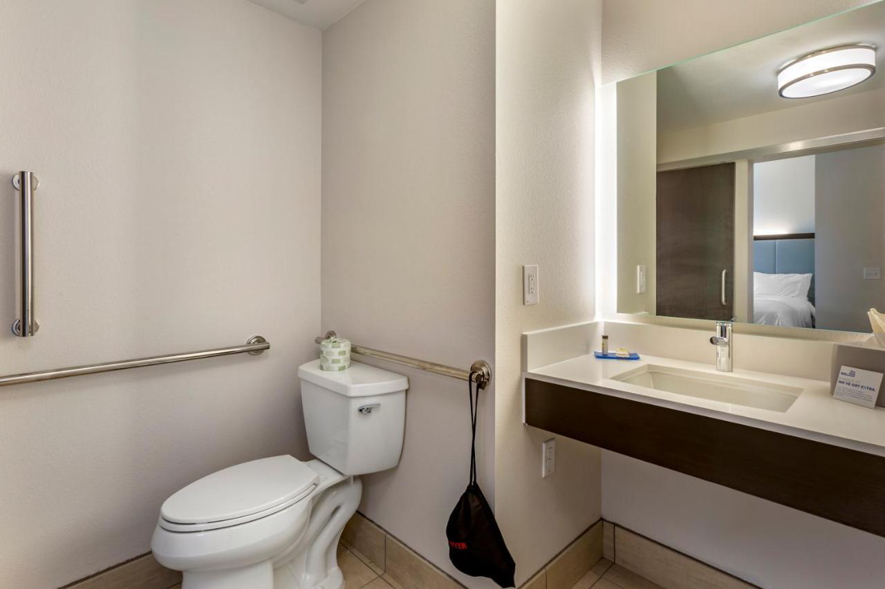Holiday Inn Express & Suites - Phoenix Dwtn - State Capitol By Ihg Dış mekan fotoğraf