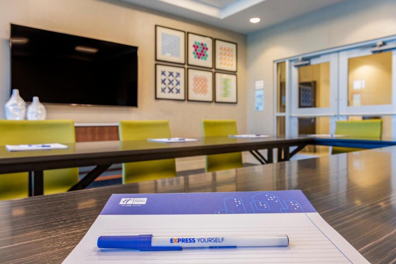 Holiday Inn Express & Suites - Phoenix Dwtn - State Capitol By Ihg Dış mekan fotoğraf